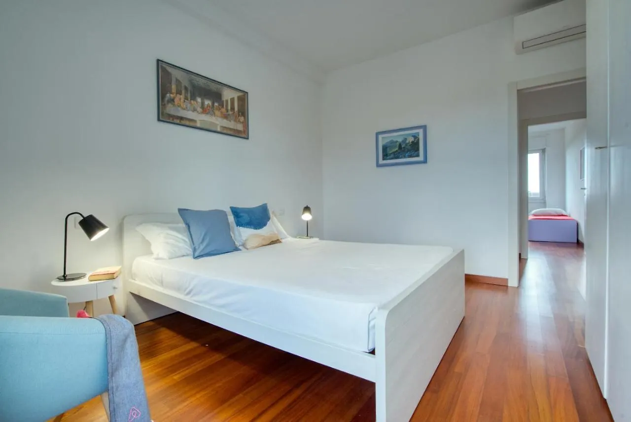 Caseospitali - Casa Park View, Ampio Trilocale Per Famiglie Sul Parco Milano 0*,  Italien