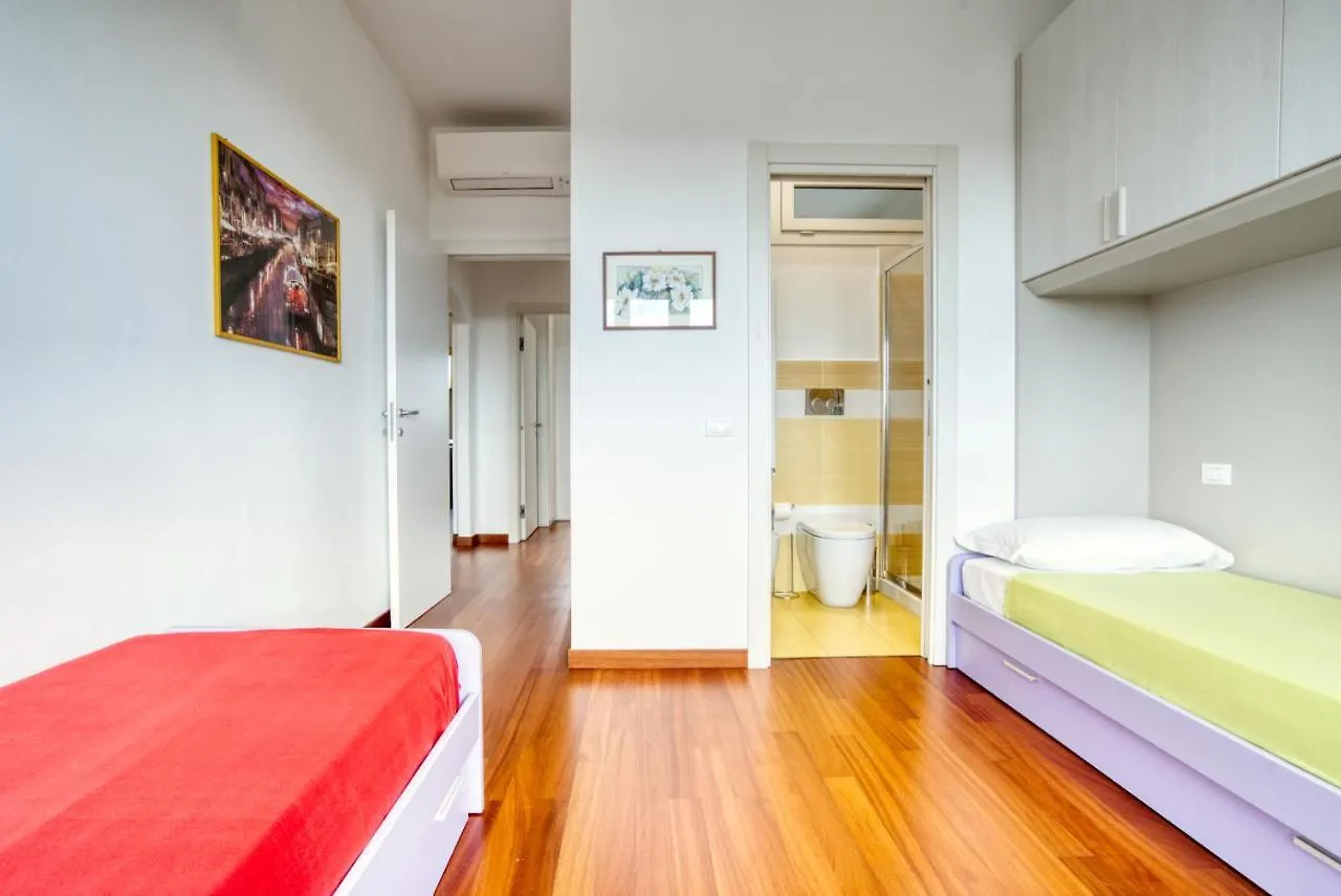 Lägenhet Caseospitali - Casa Park View, Ampio Trilocale Per Famiglie Sul Parco Milano