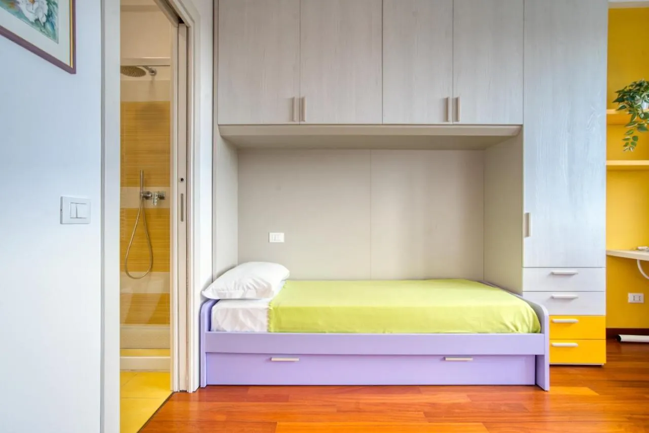 Caseospitali - Casa Park View, Ampio Trilocale Per Famiglie Sul Parco Milano 0*,
